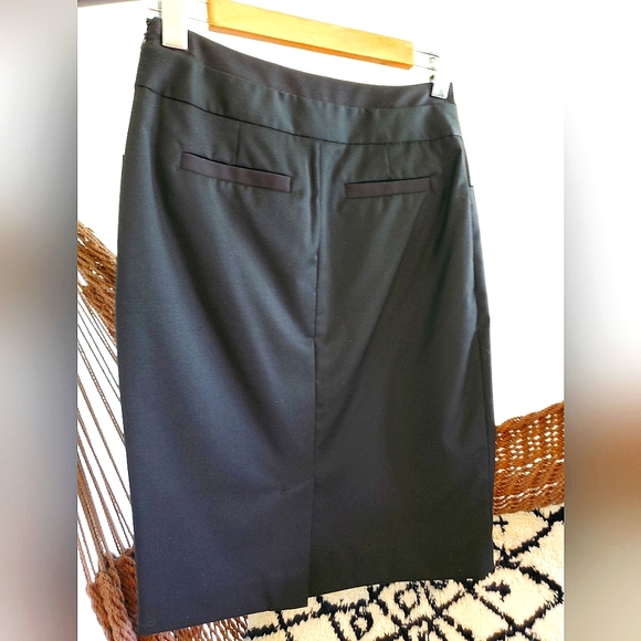 Ted Baker black wool skirt size 1. Pencil style, fully lined, euc. - Picture 8 of 8